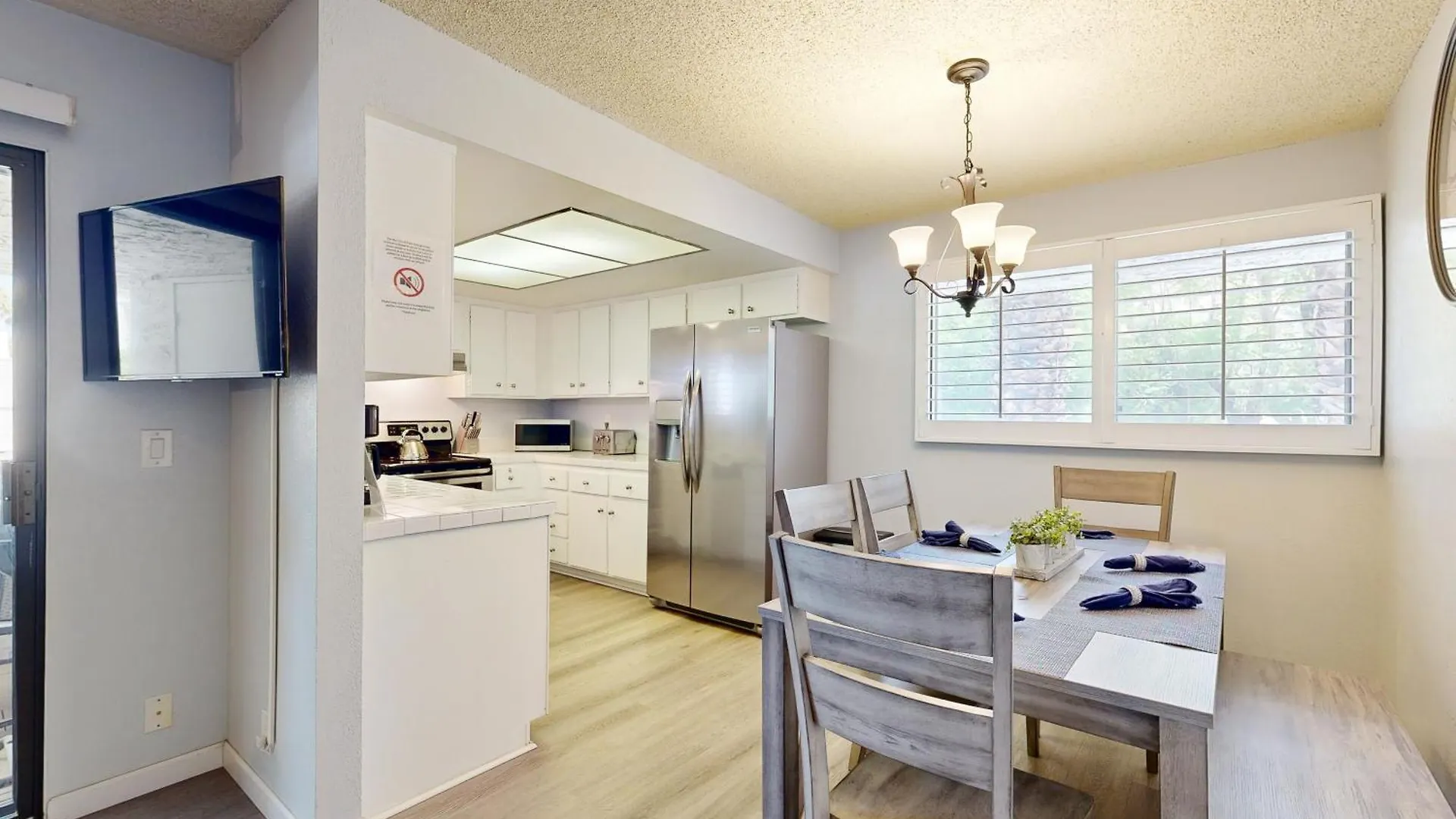 Palm Tree Retreat Unit 128 Permit# 4330 Apartman Palm Springs